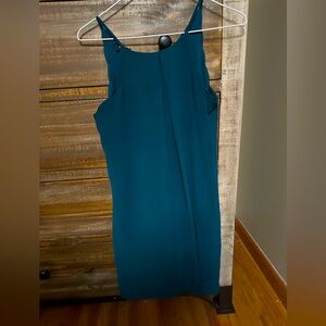 A. Byers scalloped sleeve midi dress. Size small.